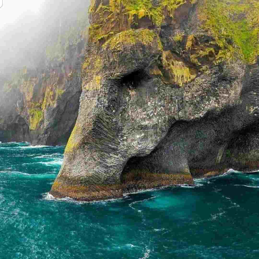 آهنگ جدید  حالا که عشق تو خورد به در و دیوار